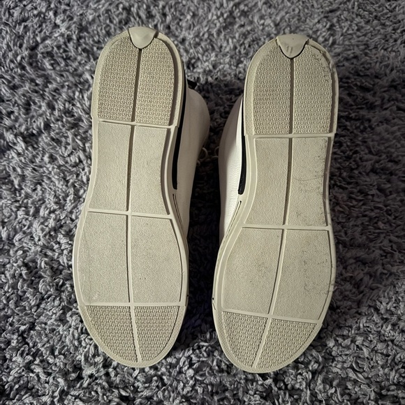 Stuart Weitzman - Zipit Leather Hightop Sneakers - Picture 7 of 7